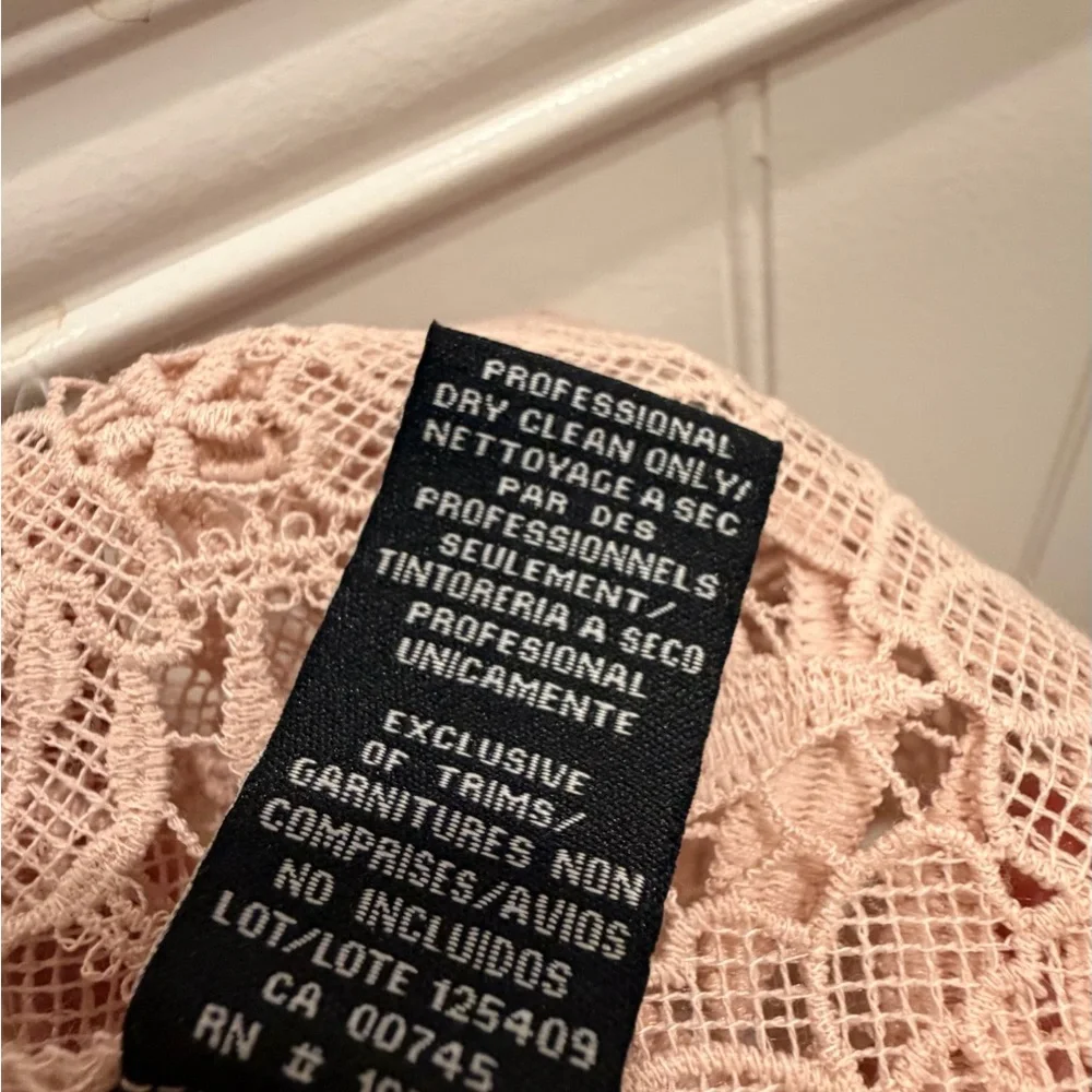 NWT Monique Lhuillier Blush Lace Maxi Dress Gown Sz 4 - Picture 9 of 10